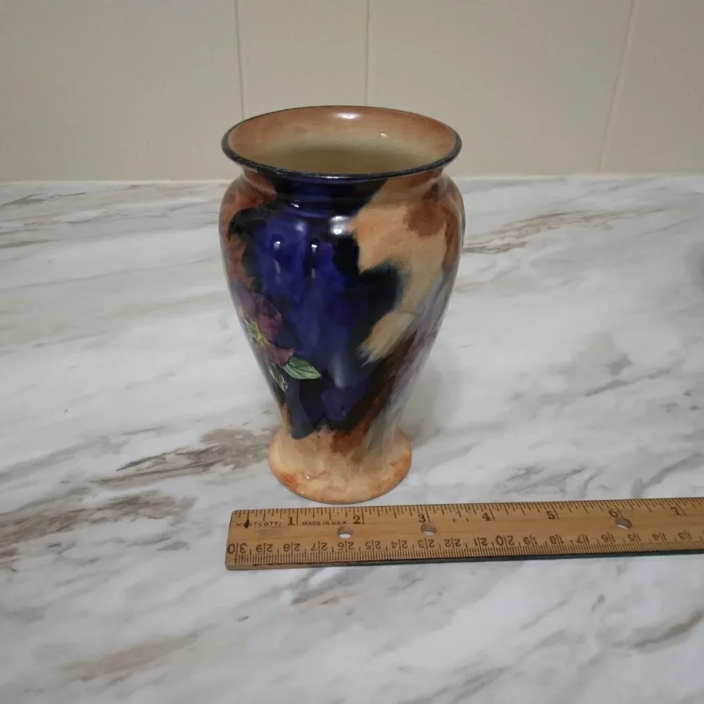 Vintage Tunstall Viola Posy Vase Made in England